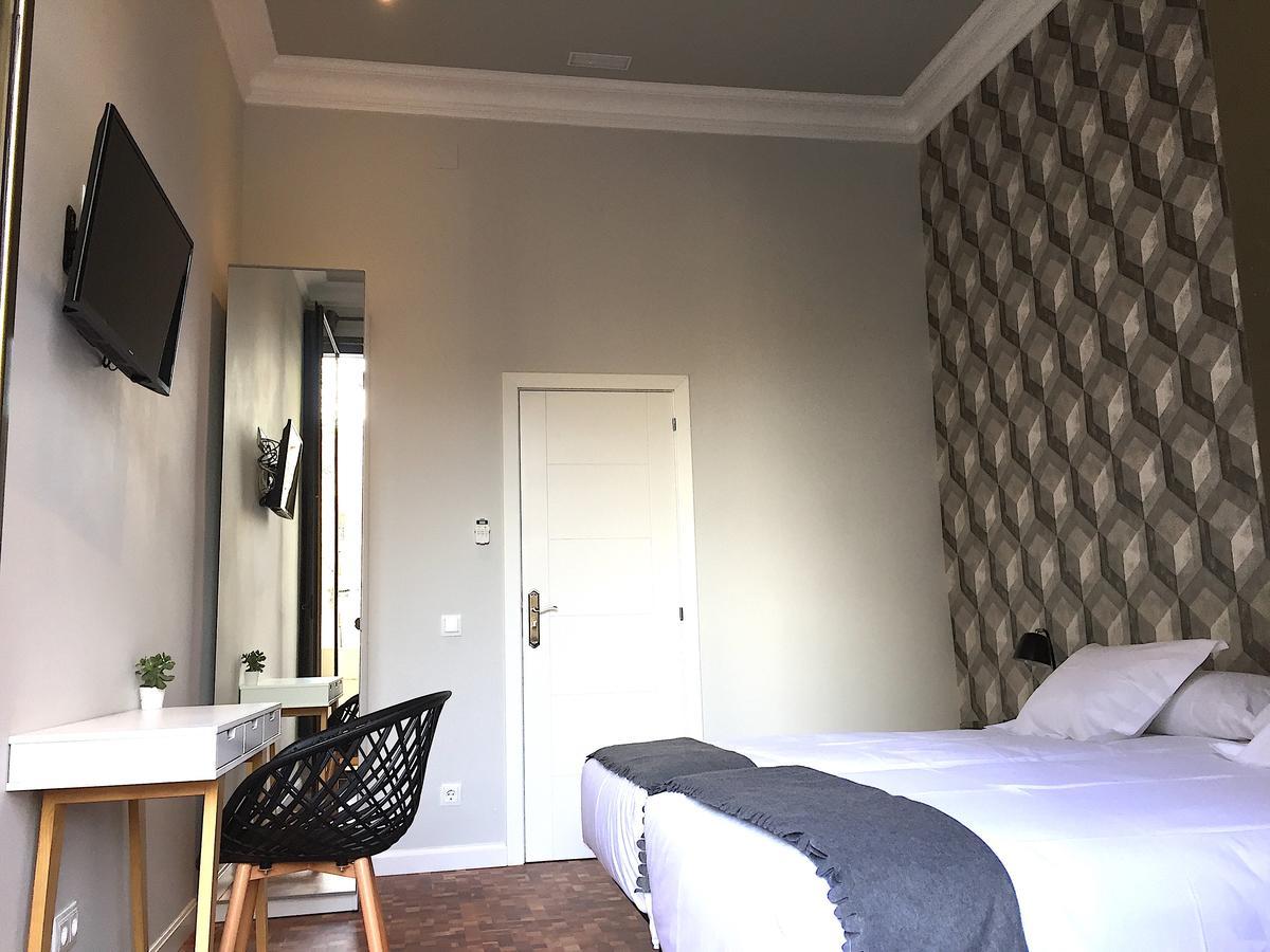 Hip Karma Hostel Barcelona Ngoại thất bức ảnh