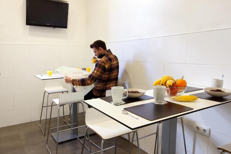 Hip Karma Hostel Barcelona Ngoại thất bức ảnh