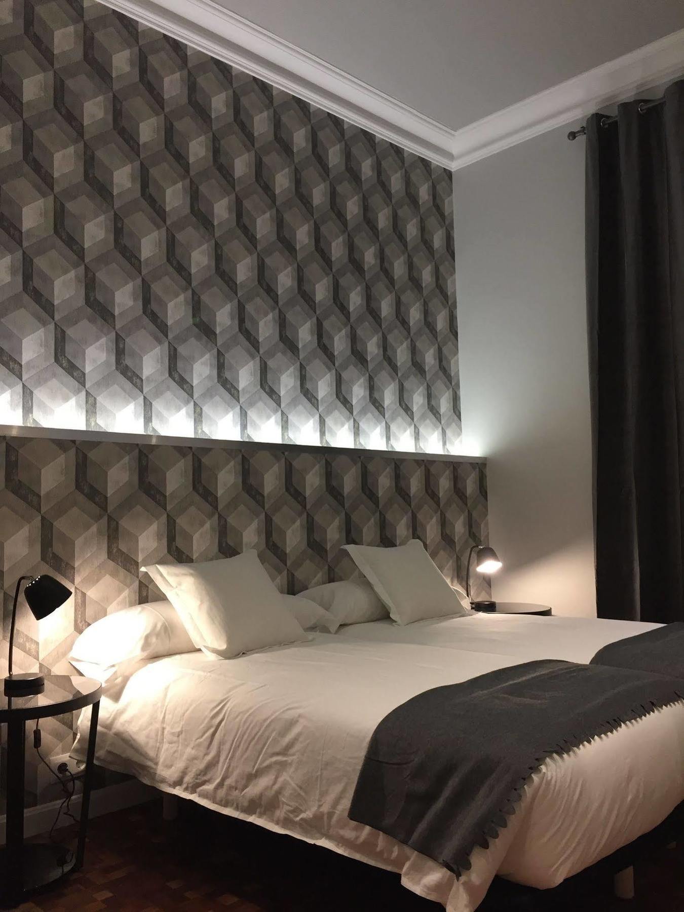 Hip Karma Hostel Barcelona Ngoại thất bức ảnh